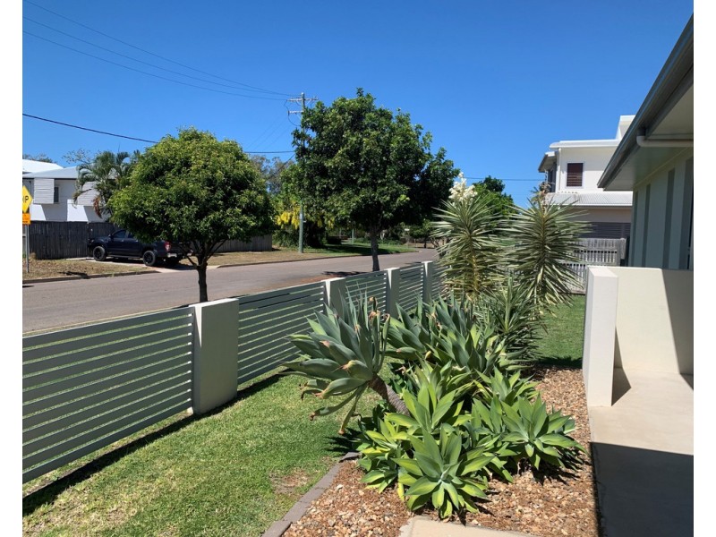 13 Inglis Smith Street, Rosslea QLD 4812