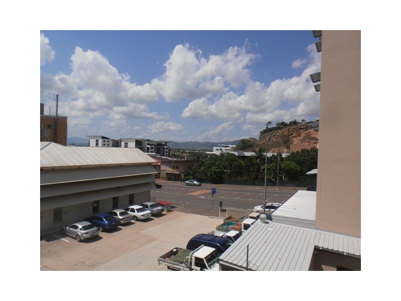 5/270 Walker Street, Townsville City QLD 4810