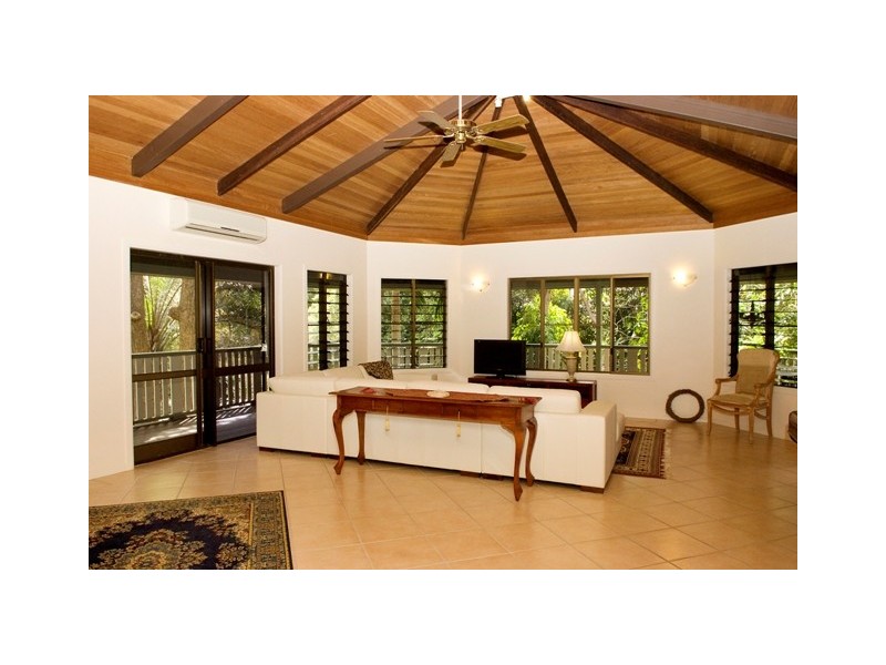 14 at 106 Mandalay Avenue, Magnetic Island QLD 4819