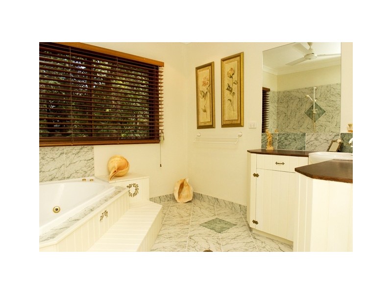 14 at 106 Mandalay Avenue, Magnetic Island QLD 4819