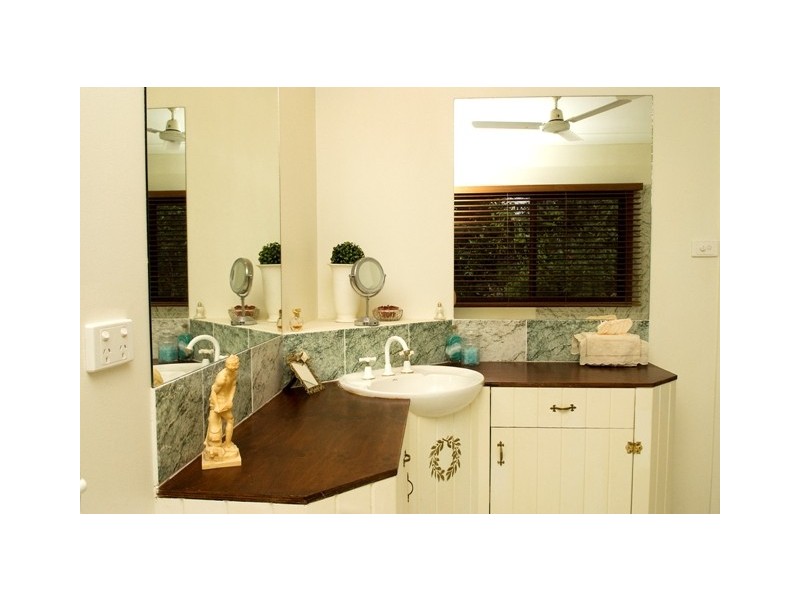 14 at 106 Mandalay Avenue, Magnetic Island QLD 4819