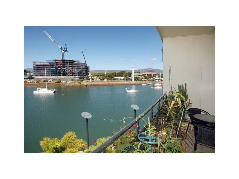 25/1 The Strand, Townsville QLD 4810