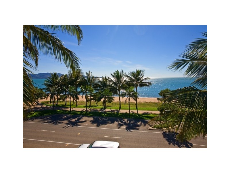 15/109 The Strand, North Ward QLD 4810