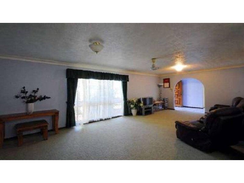 6 Childers Court, Kirwan QLD 4817