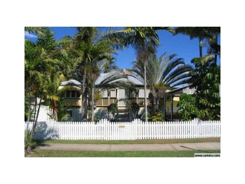 8 Surray Street, Hyde Park QLD 4812