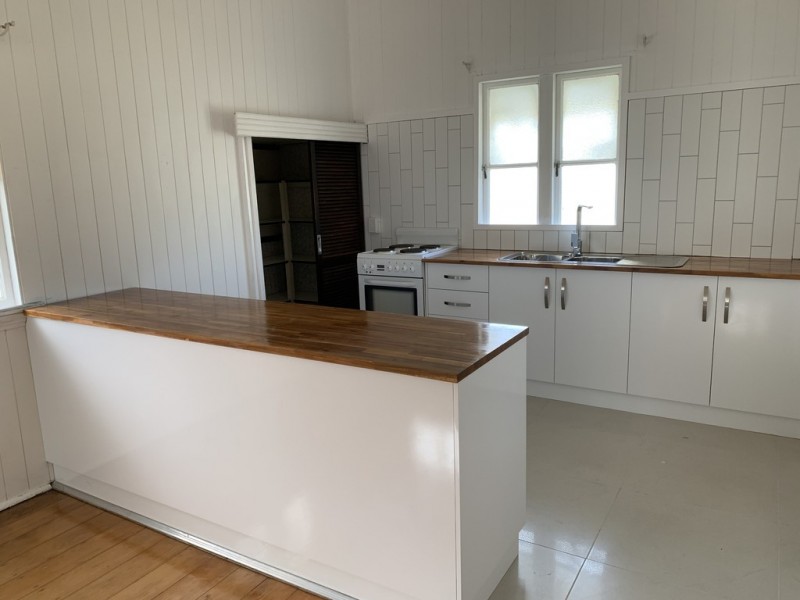 83 Bundock Street, Belgian Gardens QLD 4810