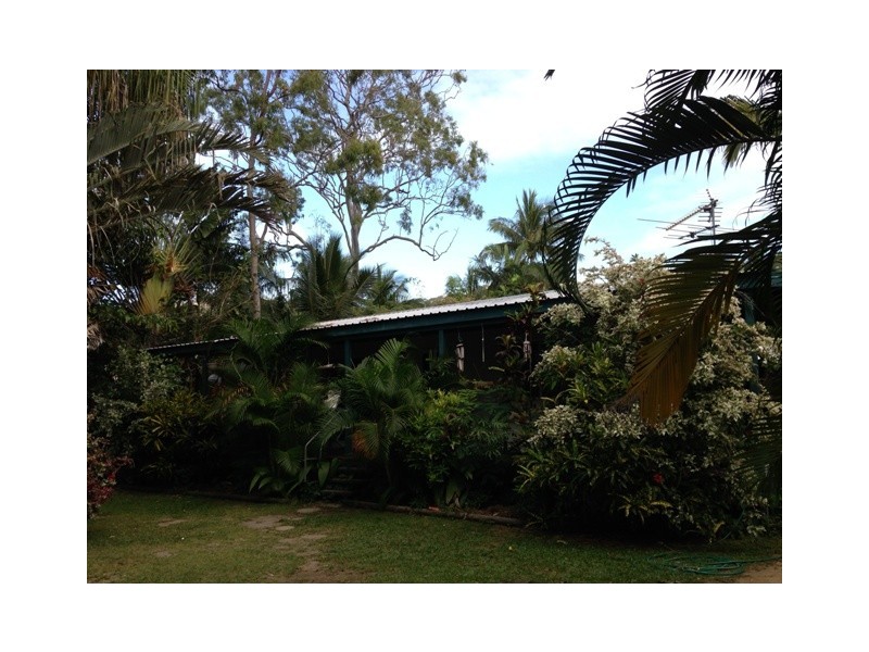 52 Sooning Street NELLY BAY, Magnetic Island QLD 4819