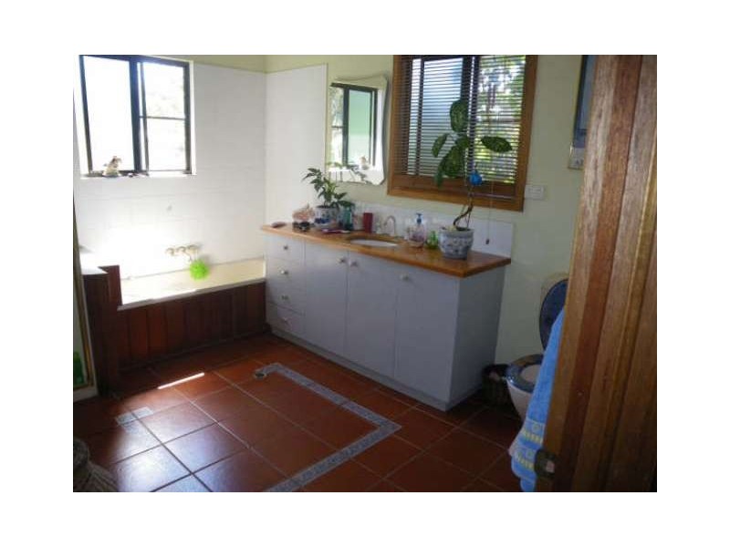 13 Nerita Crescent, Magnetic Island QLD 4819