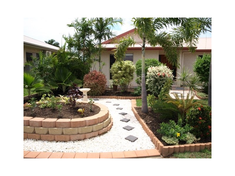 9 Mona Vale Place, Annandale QLD 4814