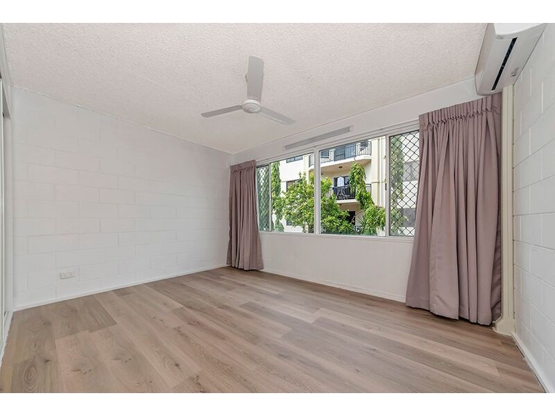 6/104 The Strand, North Ward QLD 4810