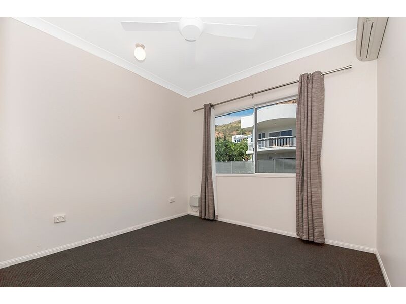 2/316 Stanley Street, North Ward QLD 4810