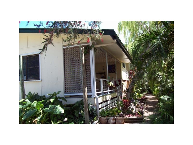 20 Granite Street, Magnetic Island QLD 4819