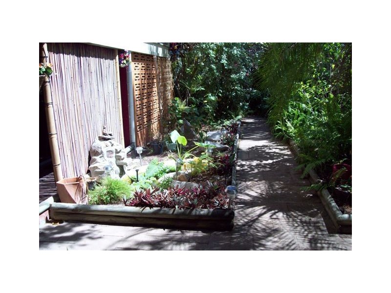 20 Granite Street, Magnetic Island QLD 4819