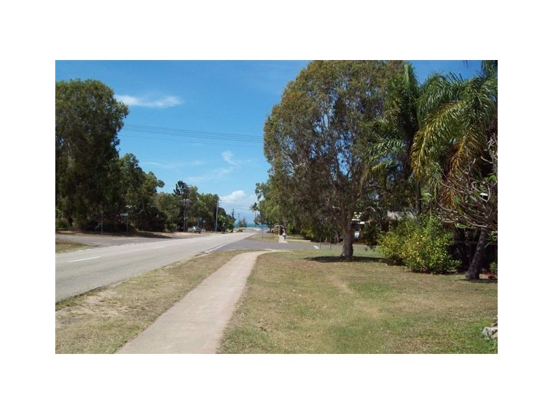 20 Granite Street, Magnetic Island QLD 4819