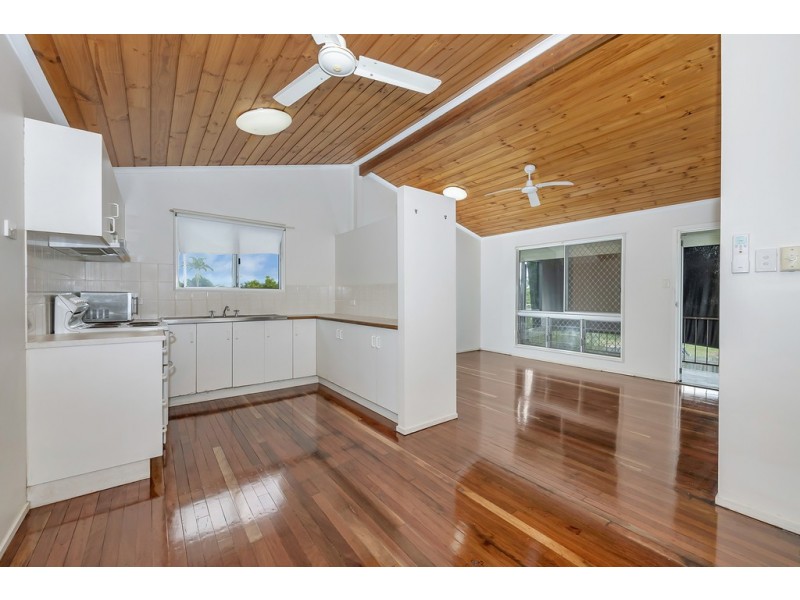 11 Pepperwood Street, Deeragun QLD 4818