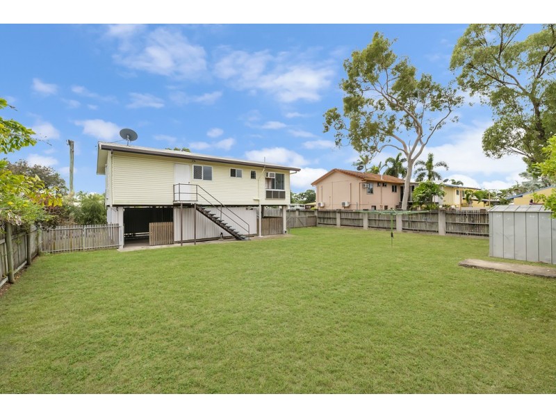 11 Pepperwood Street, Deeragun QLD 4818