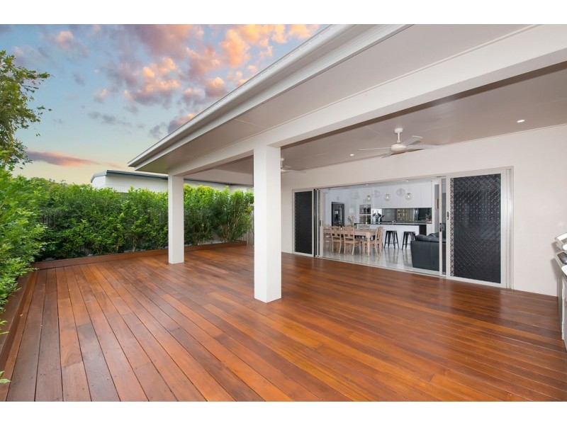 16-18 Marquise Circuit, Burdell QLD 4818