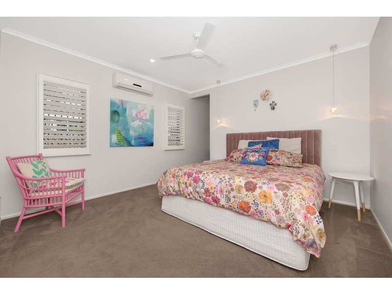 16-18 Marquise Circuit, Burdell QLD 4818