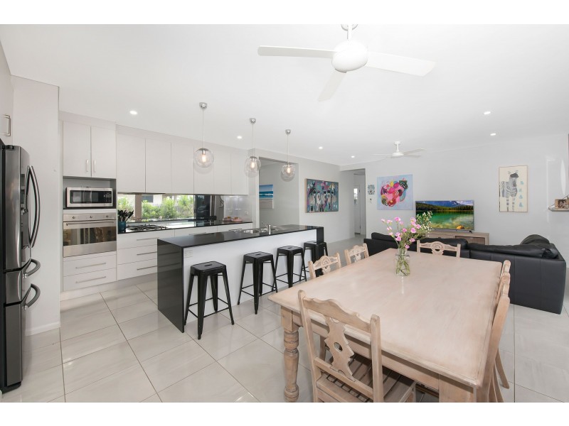 16-18 Marquise Circuit, Burdell QLD 4818