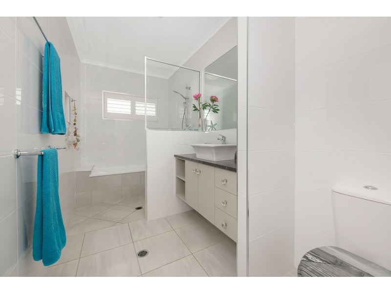 16-18 Marquise Circuit, Burdell QLD 4818