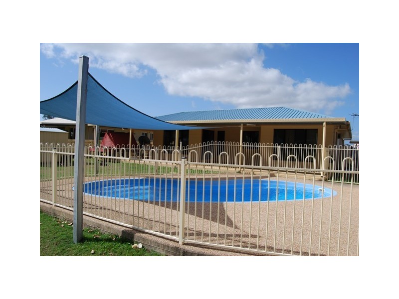 16 Kinnardy Street, Burdell QLD 4818