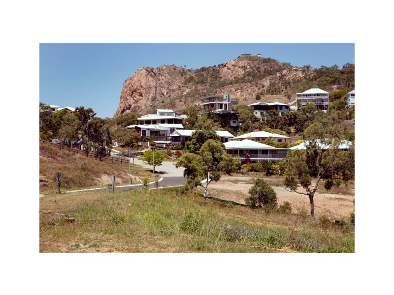 18 Chandon Place, Castle Hill QLD 4810