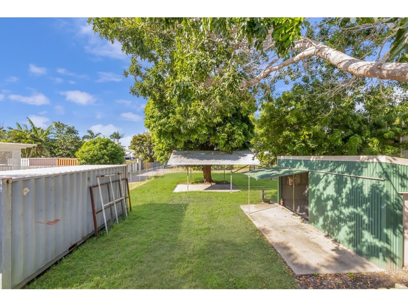 33 First Avenue, Railway Estate QLD 4810