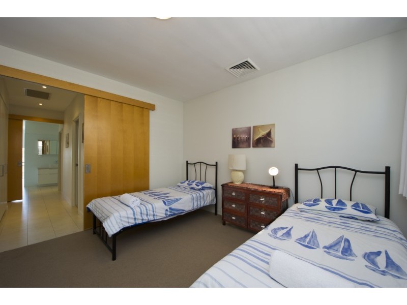 1409/146 Sooning Street Bright Point NELLY BAY, Magnetic Island QLD 4819