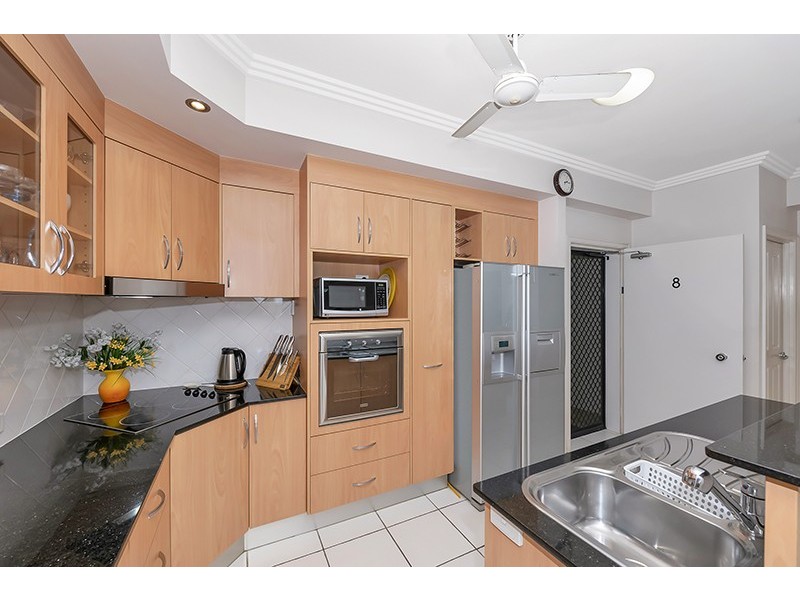 8/13 Little Street, Belgian Gardens QLD 4810