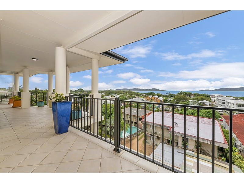 8/13 Little Street, Belgian Gardens QLD 4810