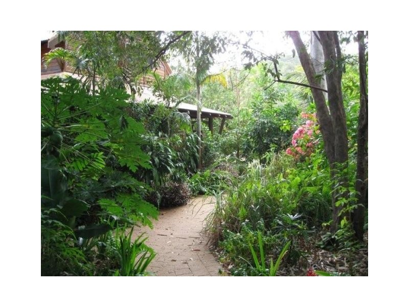 13 Somerset Court, Magnetic Island QLD 4819