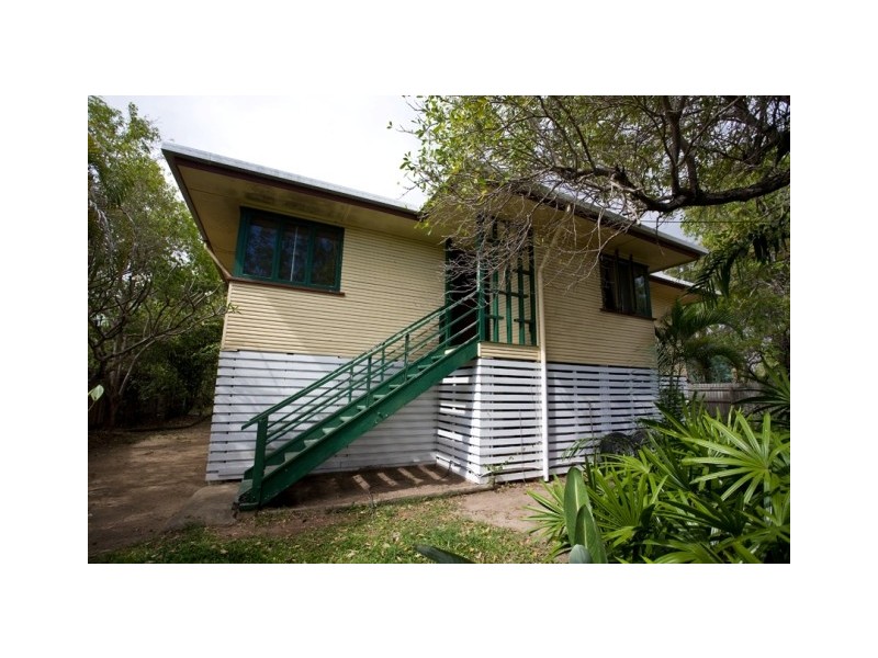 1 Punari Street, Currajong QLD 4812