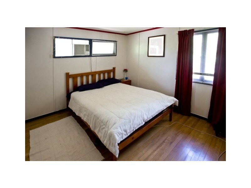 1 Punari Street, Currajong QLD 4812