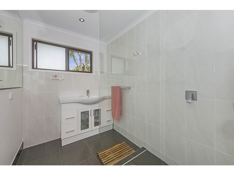 17 Gibraltar Road, Rangewood QLD 4817