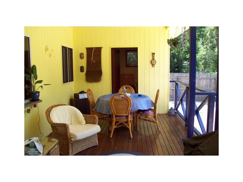 11 Winifred Street, Magnetic Island QLD 4819