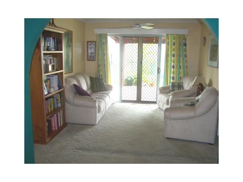 4 Mott Street, Heatley QLD 4814