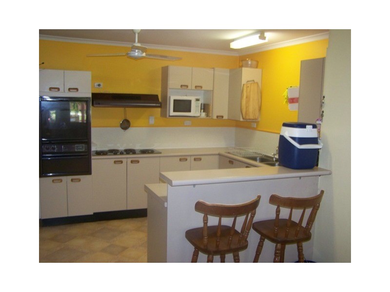 4 Mott Street, Heatley QLD 4814