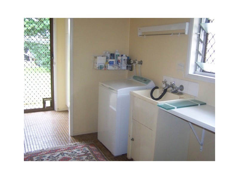 4 Mott Street, Heatley QLD 4814