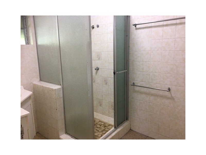 1 and 2/ 14 Sooning Street, Hermit Park QLD 4812