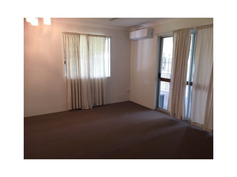 1 and 2/ 14 Sooning Street, Hermit Park QLD 4812