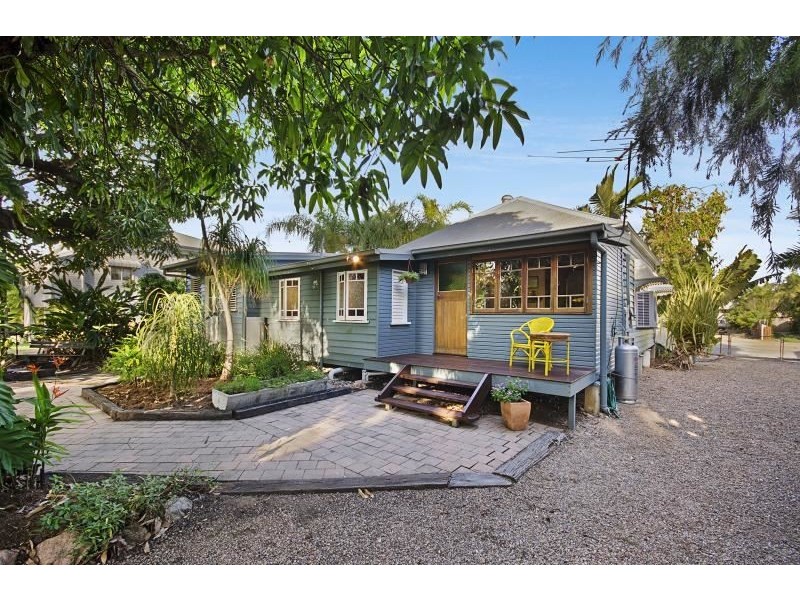 48 Tenth Avenue, Railway Estate QLD 4810