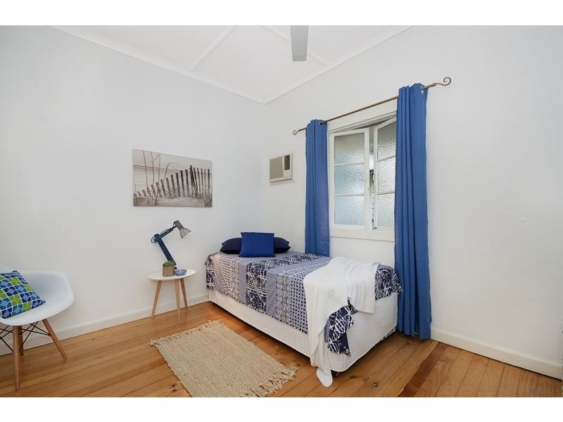 48 Tenth Avenue, Railway Estate QLD 4810