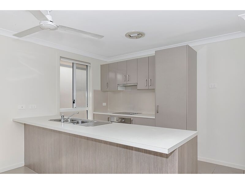 73 Tasman Circuit, Burdell QLD 4818