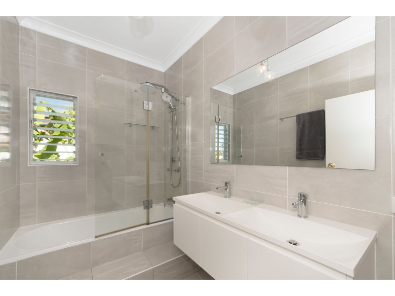 154 Eyre Street, North Ward QLD 4810