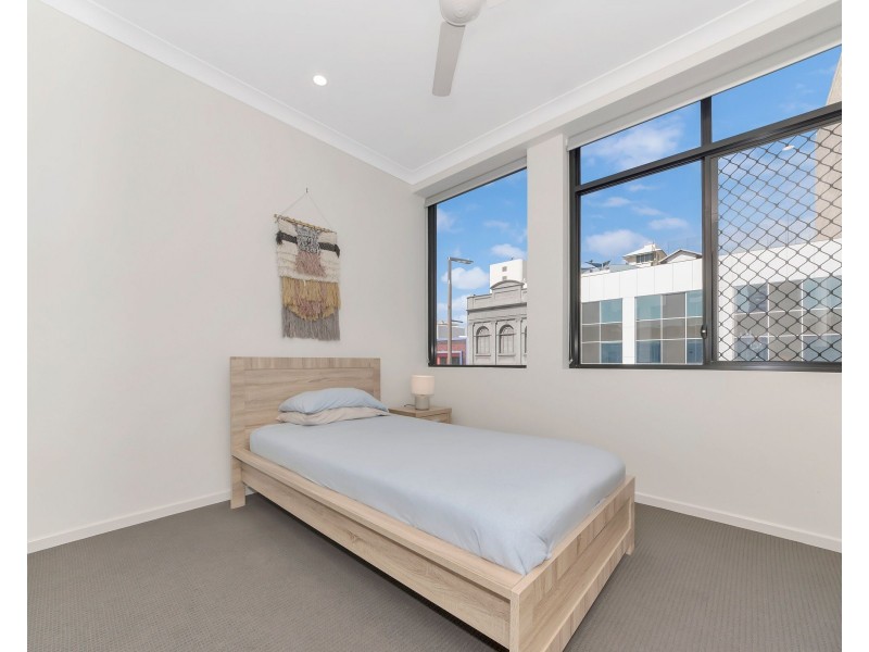 2/361 Flinders Street, Townsville City QLD 4810