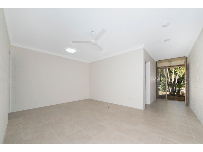 4/11-13 Hughes Street, Hermit Park QLD 4812