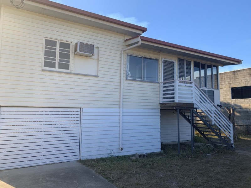 35 Edwards Street, West End QLD 4810