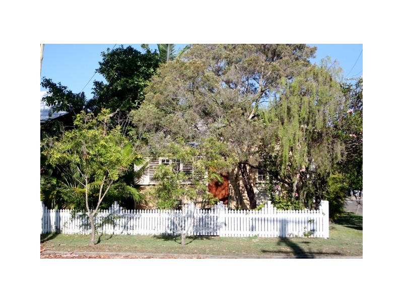 21 Ninth Avenue, Railway Estate QLD 4810