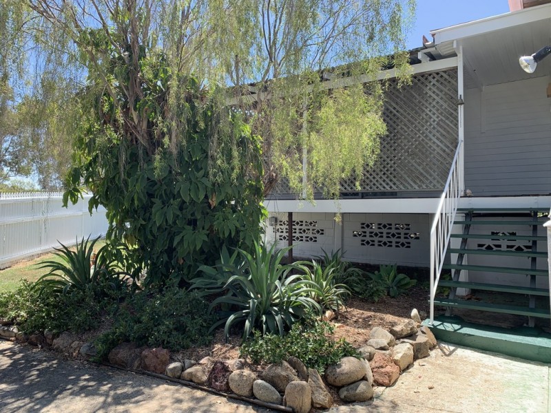 6 Lynam Street, Belgian Gardens QLD 4810