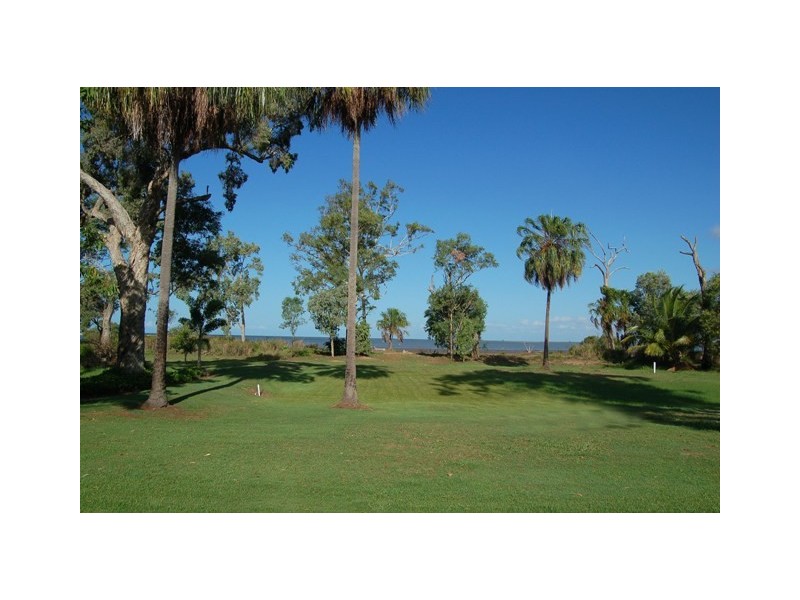 12  Whiting Court, Cungulla QLD 4816